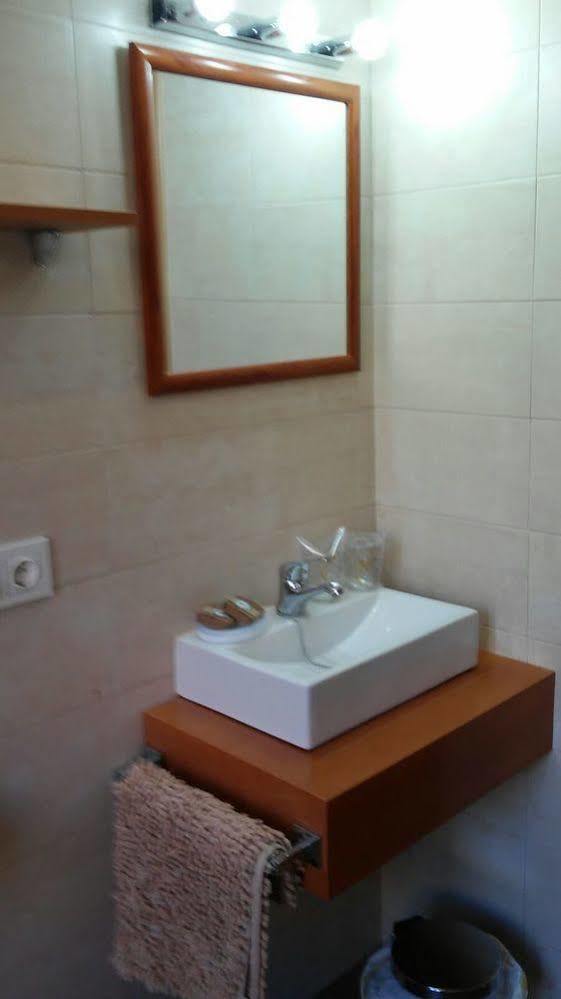 Apartamentos Turisticos La Garza Caces Εξωτερικό φωτογραφία